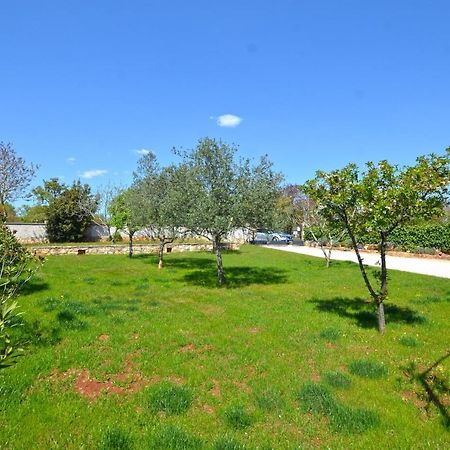 Bavica Apartments โรวีน ภายนอก รูปภาพ