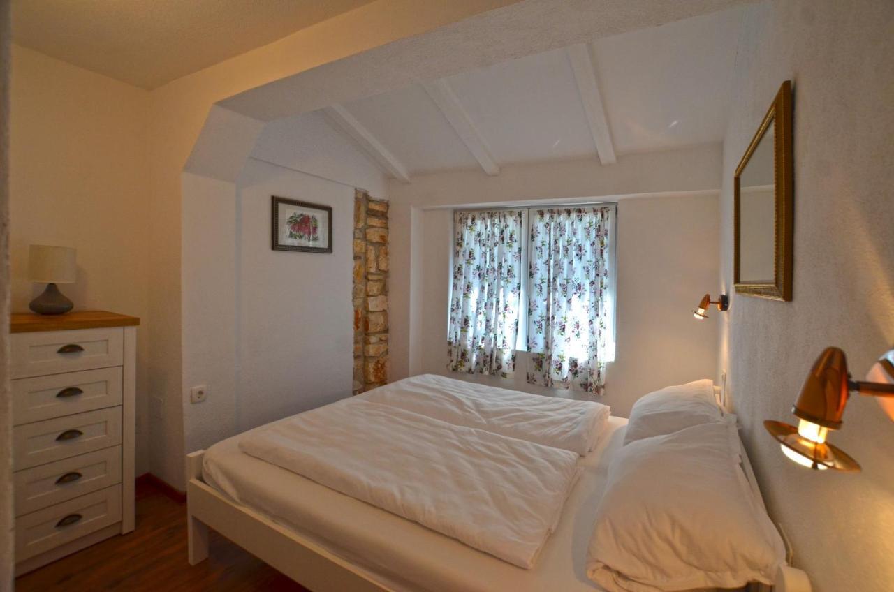 Bavica Apartments โรวีน ภายนอก รูปภาพ